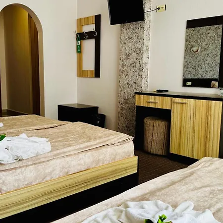 Hotel Eos