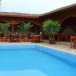 Hotel Eos 2*