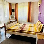 Hotel Eos