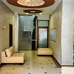 Eos Hotel 2*